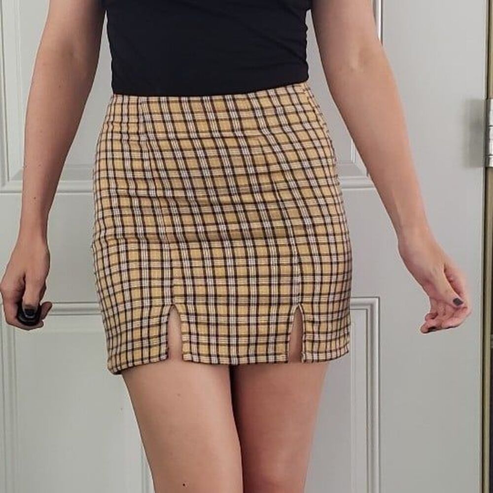 Aeropostle NWT Yellow Plaid Mini Skirt